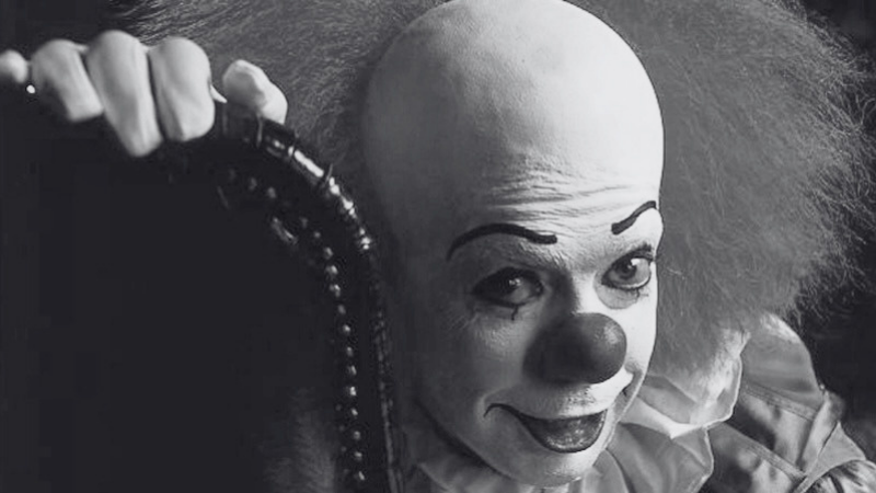 Pennywise’s Gleeful Terror: A Tim Curry Tribute
